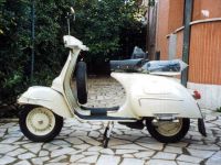 Piaggio Vespa 150 GL 04