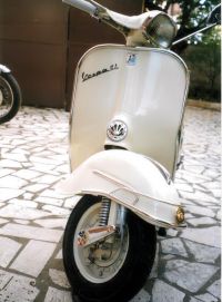 Piaggio Vespa 150 GL 06