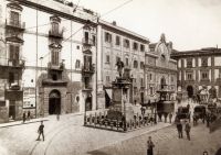 Palermo-Piazza Bologni 01